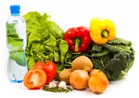 Vegetais: alimentos ricos em água.