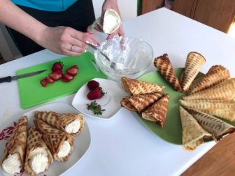 Aprenda a preparar esses deliciosos canudinhos recheados com creme