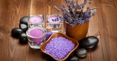 O lavanda é uma das belas cores da primavera incríveis para decorar
