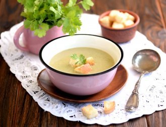 Sopas detox que você vai adorar