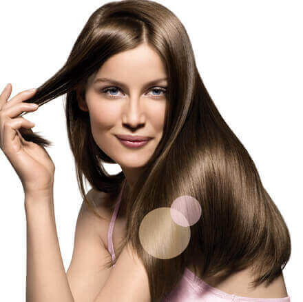 Não esfregue seu cabelo enquanto seca para ter cabelo liso e brilhante