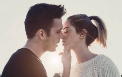 10 técnicas para melhorar o seu beijo