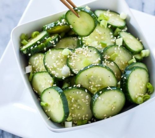 Salada de pepinos