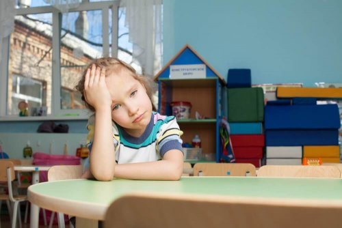 Estresse infantil desencadeado pela pressa dos pais