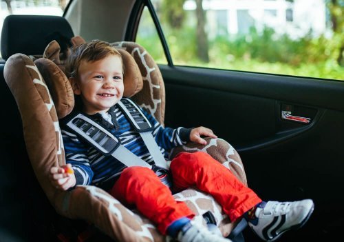 Criança no Bebê Conforto