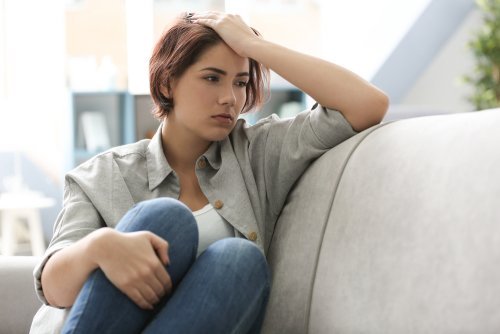 Mulher com depressão e tristeza