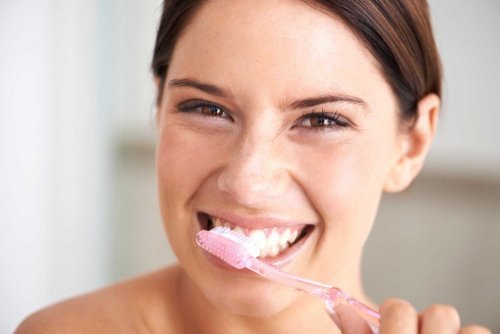 Escovação para o cuidado dos dentes