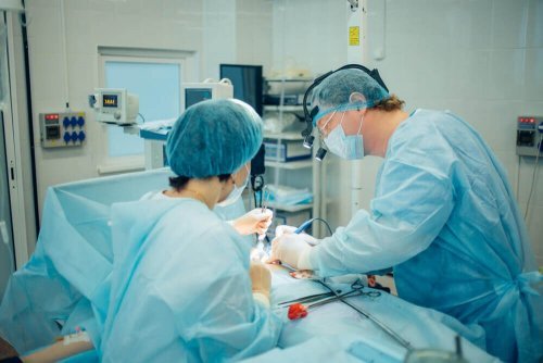 Como é realizada a lavagem peritoneal diagnóstica