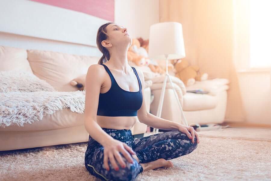 Alguns alongamentos para corrigir a postura