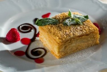 Como fazer uma torta mil folhas facilmente