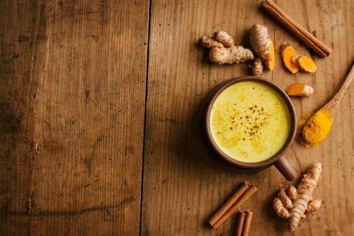 3 tratamentos com cúrcuma para a saúde da pele