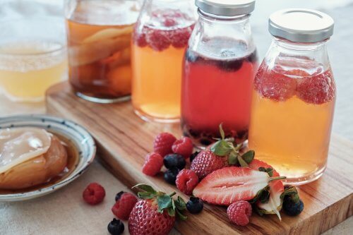 5 receitas fáceis para preparar uma infusão de frutas