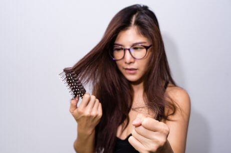 Uma boa alimentação ajuda a prevenir a queda do cabelo
