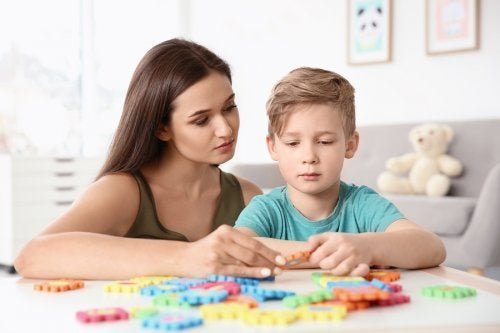 Crianças com autismo: 4 exercícios importantes