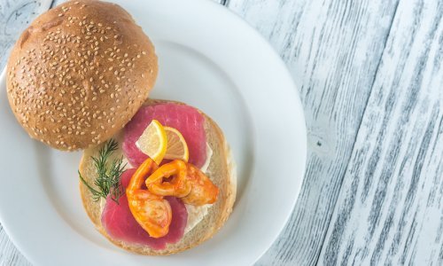 Hambúrguer de atum vermelho