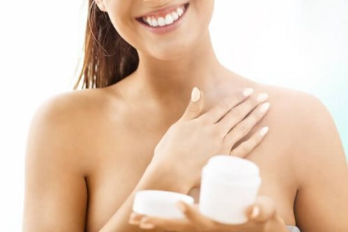 Como reafirmar a pele naturalmente: 6 dicas