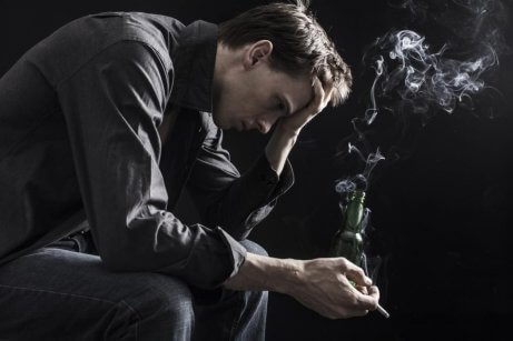 Tabaco e álcool podem causar disfunção erétil