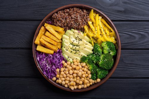 Opção de dieta vegana crua ou crudiveganismo