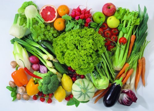 Inclua frutas e verduras na alimentação de seu filho