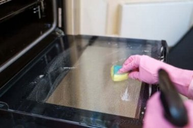Como limpar o forno: 5 métodos de limpeza