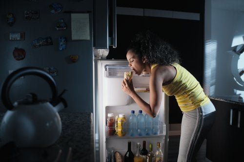 O que é a síndrome do comer noturno?