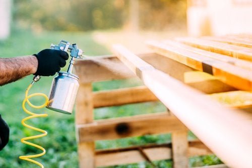 Renove a sua casa com tinta spray
