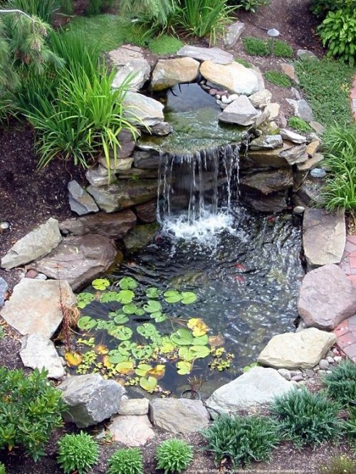 Uma linda cachoeira para o seu lago artificial.