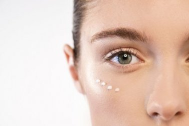 7 dicas para proteger o contorno dos olhos contra rugas