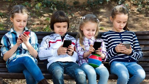 Crianças e redes sociais no século XXI
