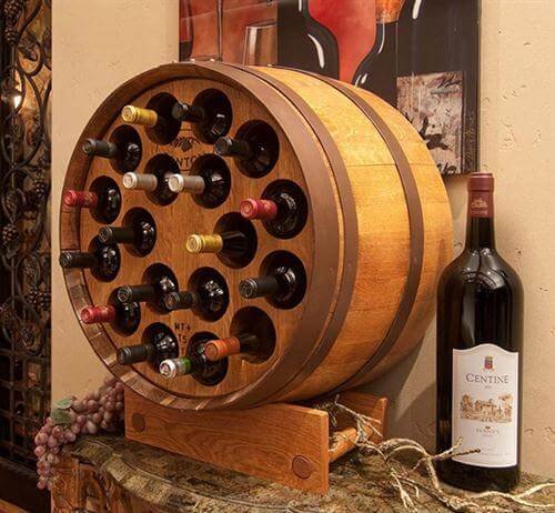 Tonel de vinho utilizado para decoração