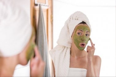 O chá verde pode ajudar no tratamento da acne?