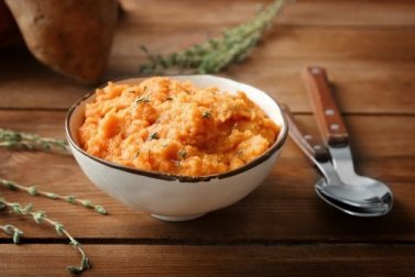 3 receitas saudáveis de purê de batata-doce