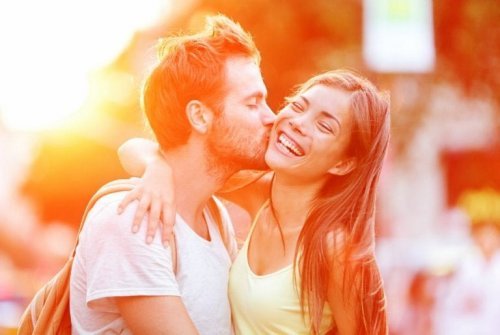 Casal sorrindo