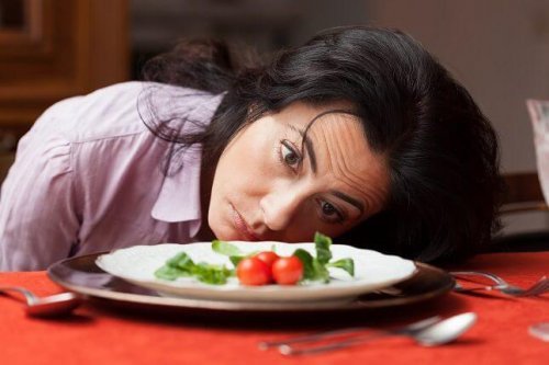 Dieta estrita com pouca comida