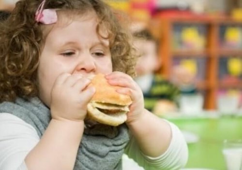 Mude os hábitos alimentares de seu filho