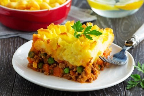 Torta de carne e batatas muito fácil de preparar em casa