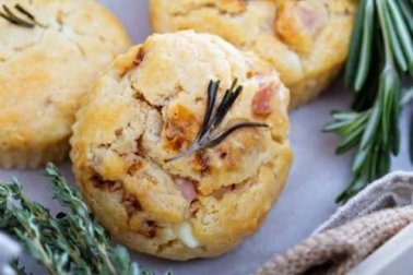 Aprenda a fazer um suflê de presunto e queijo