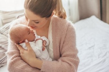 Os cuidados nos primeiros meses do bebê