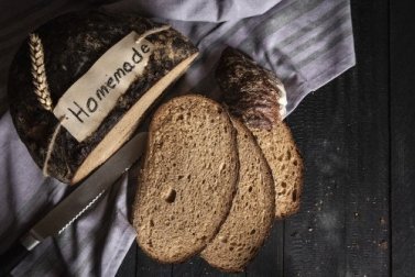 Como fazer um pão caseiro com centeio e espelta
