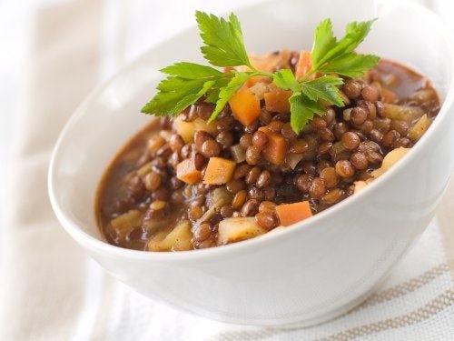 Como fazer lentilhas ao curry com verduras