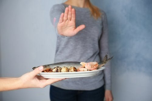 Alergia, intolerância, aversão e intoxicação alimentar