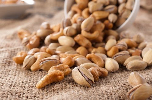 Os frutos secos possuem gorduras saudáveis