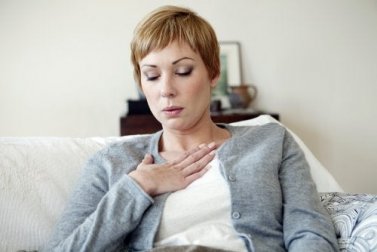 Sensação de calor? Descubra 6 causas dos sufocos