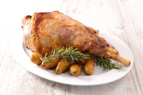 Carne com batatats