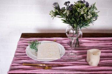 Como fazer um caminho de mesa fácil