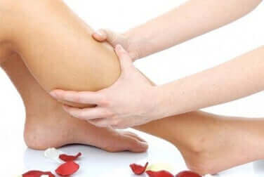 Massagens nas pernas