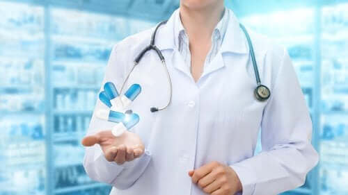 Médico com fármaco
