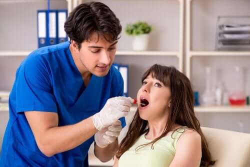 O que acontece quando a saliva é espessa?