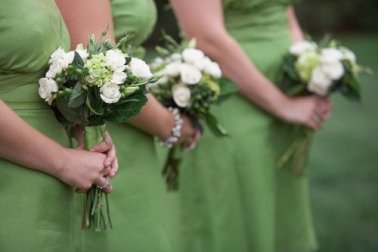 Madrinha e dama de honra: qual é a diferença?