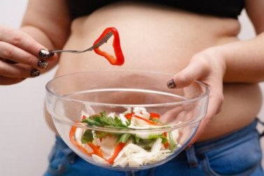 Come pouco e ainda engorda? Saiba a razão